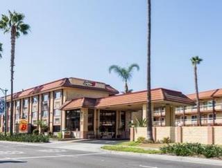 Hotel Super 8 Anaheim Disneyland Drive