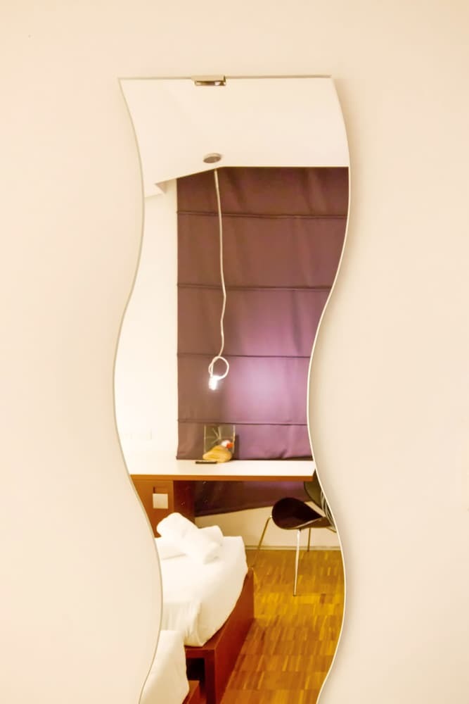 Black Hotel