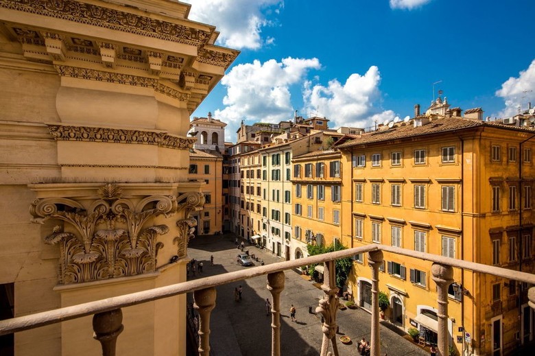 Hotel Cesari