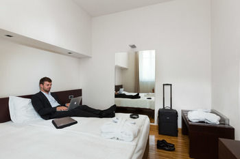 Astoria Park Hotel