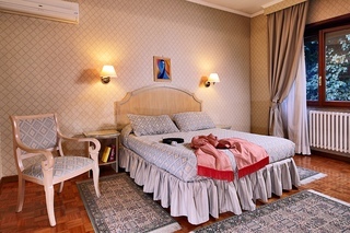 Aurelia Residence