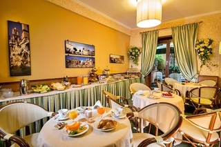 Aurelia Residence