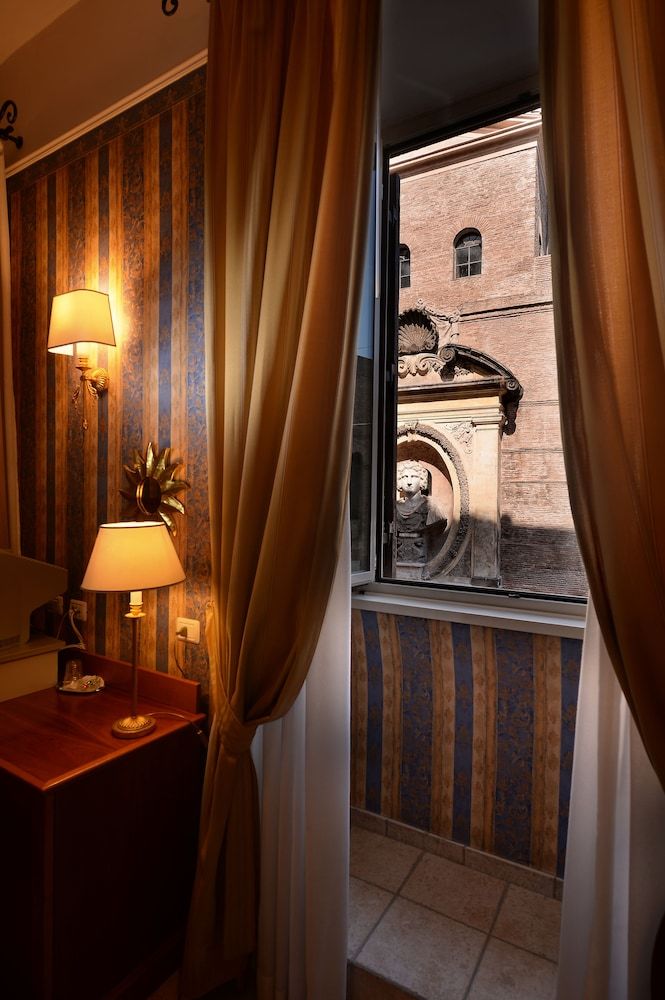 Hotel Golden