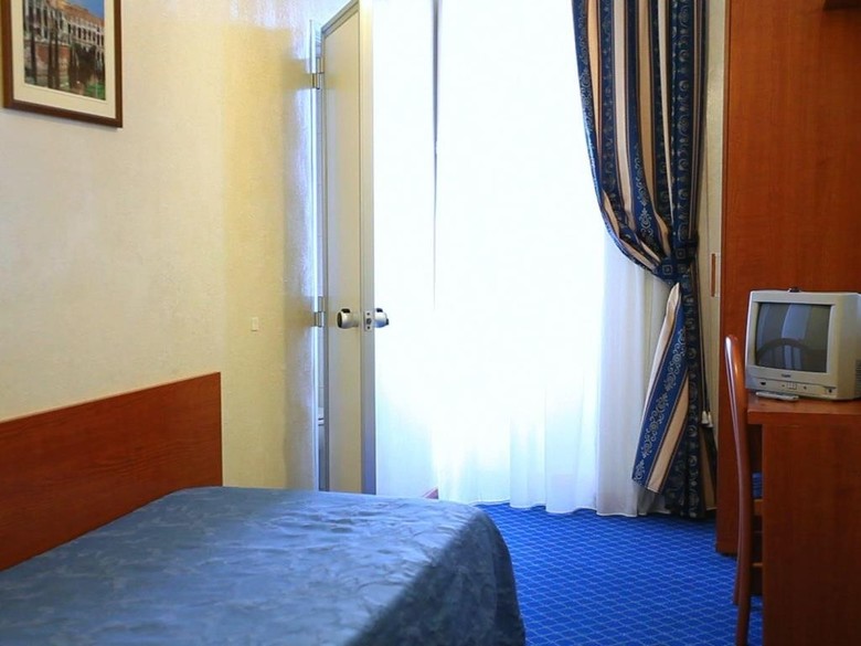 Hotel Harmony