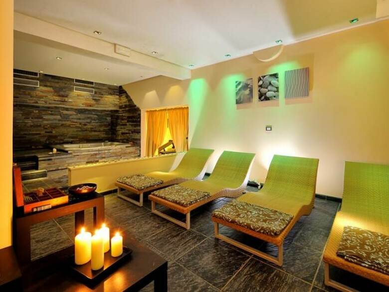 Hotel Life