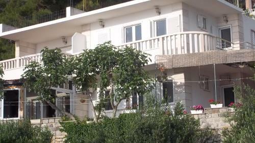 Apartments Kalaj?i?