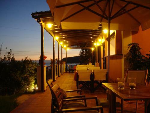 Aparthotel Mounda Beach Hotel