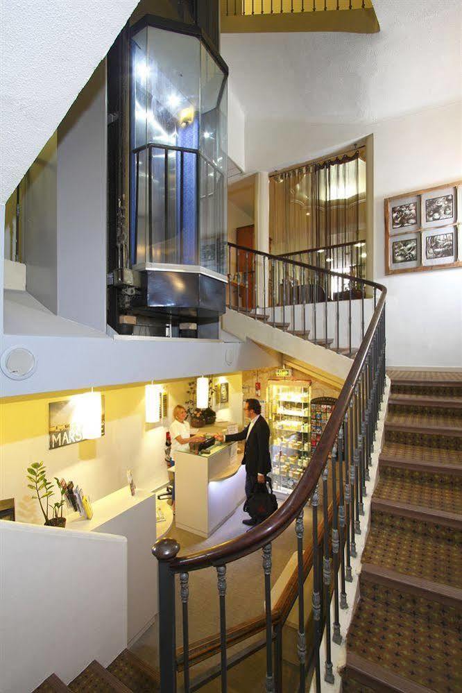 Hotel Aliz�