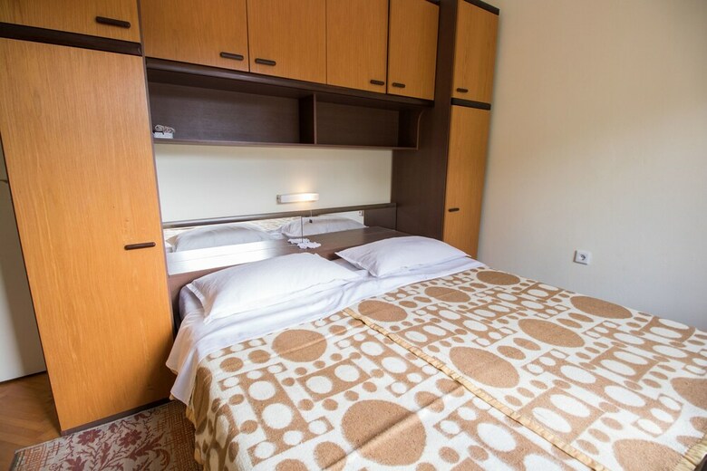 Hostal Rooms Marica