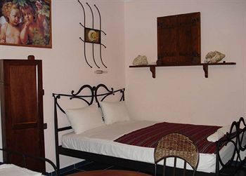 Hostal Bilios Apartments