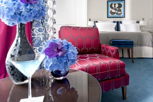 Hotel Le Burgundy Paris