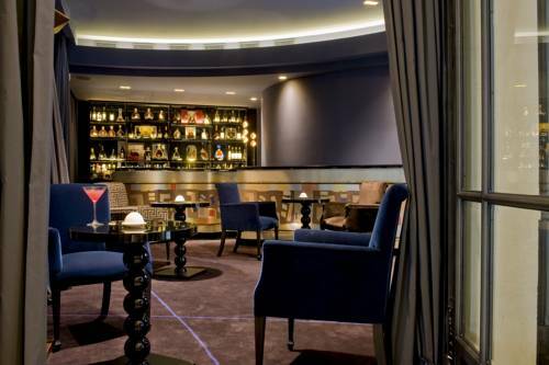 Hotel Le Burgundy Paris