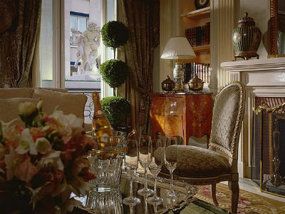 Hotel Four Seasons George V