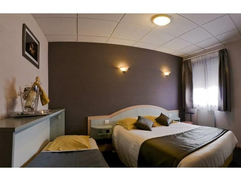 Hotel Logis Au Tambour