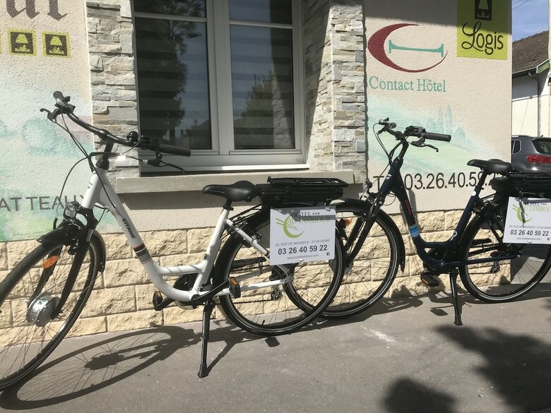 Hotel Logis Au Tambour
