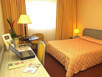 Hotel Mercure Angers Lac De Maine