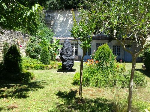 Hostal Beaux Esprits Chambres D'h�tes Et S�minaires