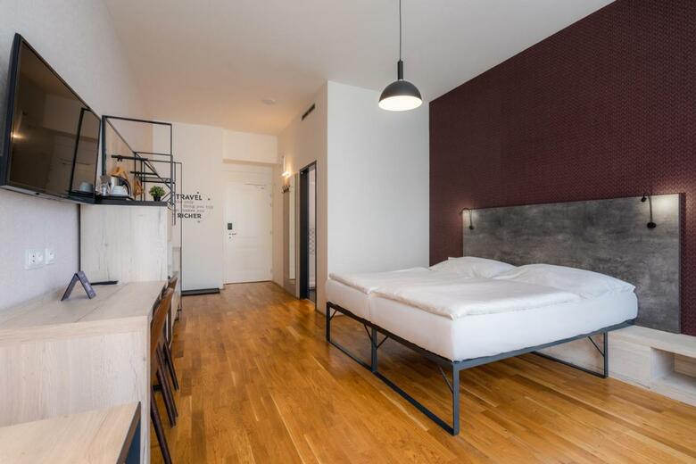 Ea Aparthotel Melantrich