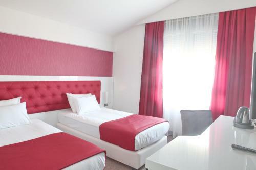 Nova City Hotel Signature Collection