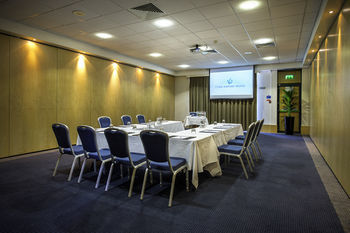 Hotel Radisson Blu Cork Airport