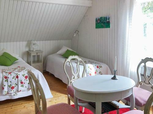 Two-bedroom Holiday Home In Gr�smark