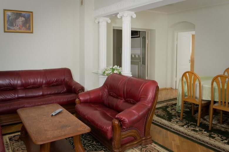 Zhuravli Park Hotel
