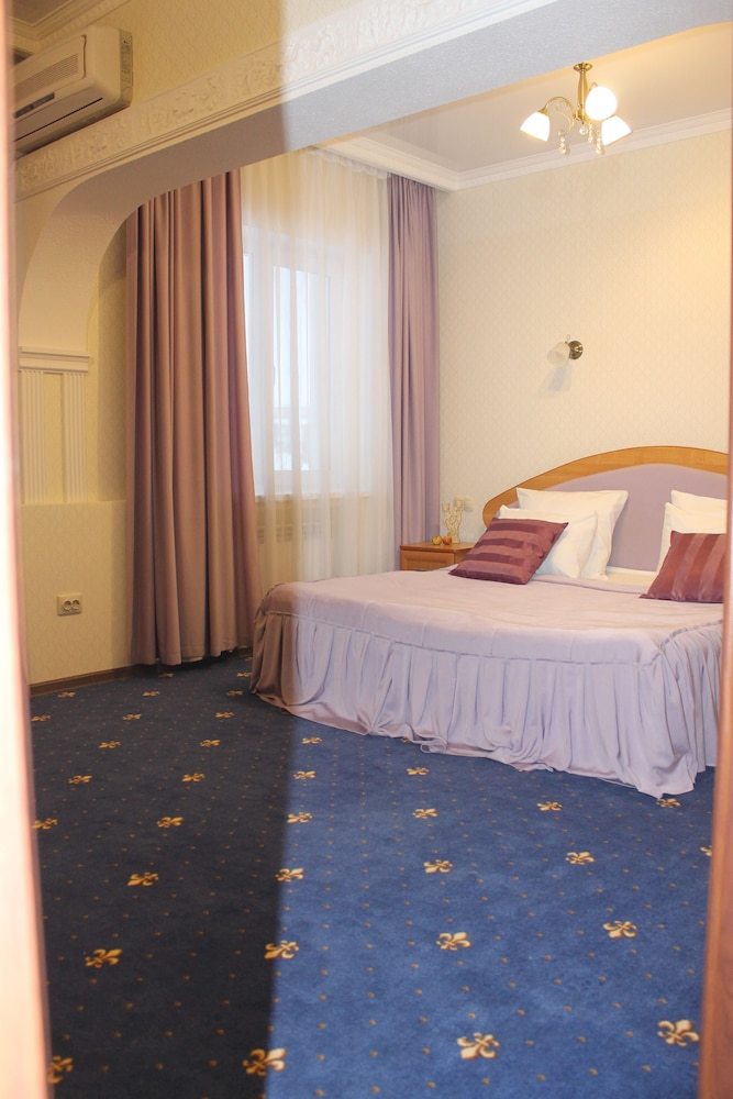 Zhuravli Park Hotel