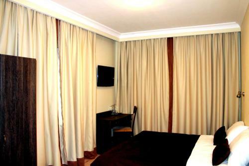 Posada Non-stop Hotel