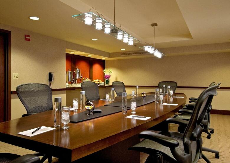 Hotel Crowne Plaza - Chicago West Loop By Ihg