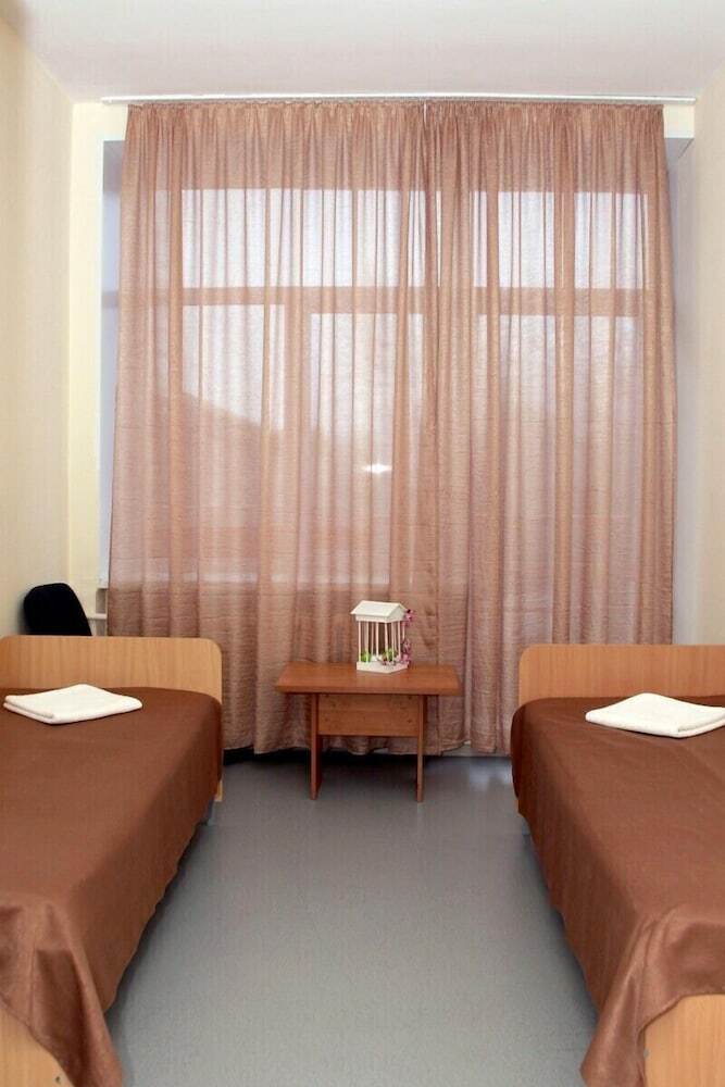 Avs Hotel