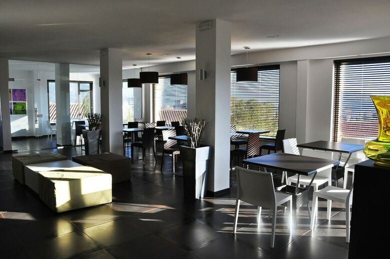 Hotel Sandalia