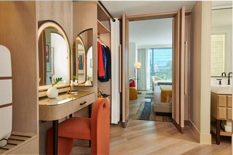 Virgin Hotels Las Vegas, Curio Collection By Hilton