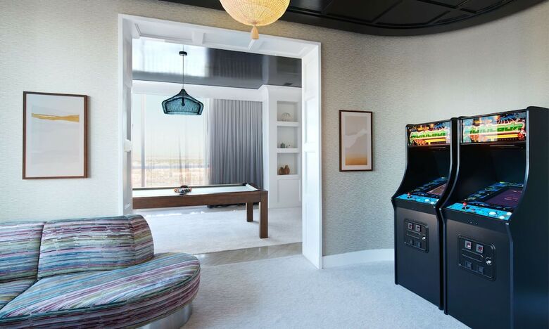 Virgin Hotels Las Vegas, Curio Collection By Hilton