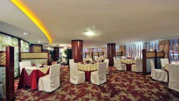 Hotel Super House International