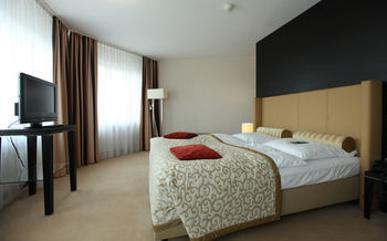 Lindner Hotel & Residence Main Plaza