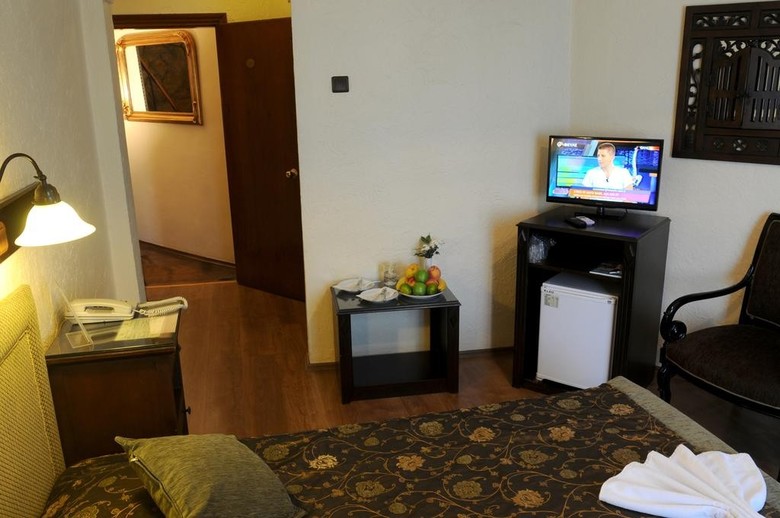Megara Hotel