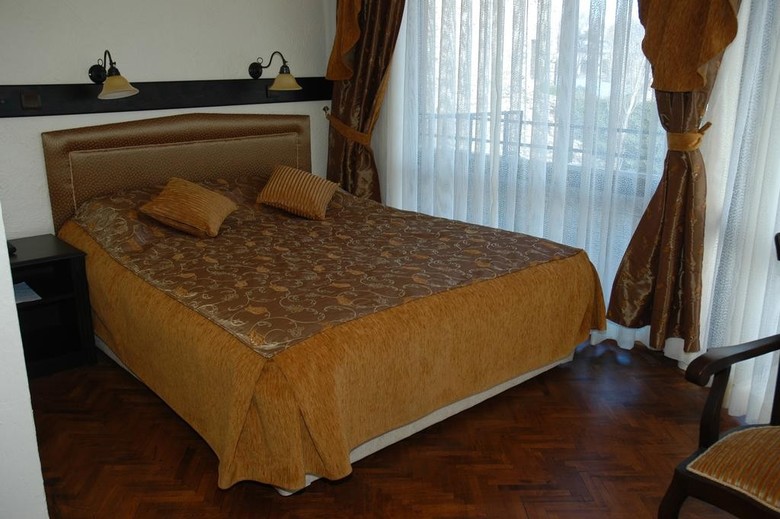 Megara Hotel