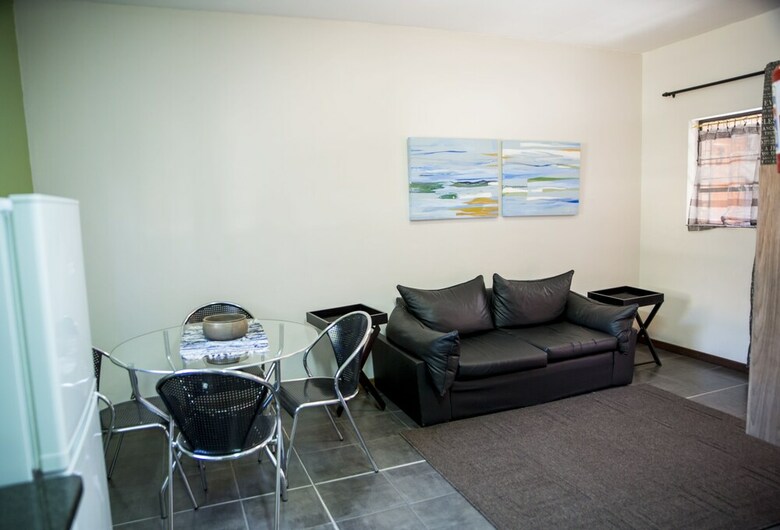Hostal Ons Dorpshuis Guesthouse