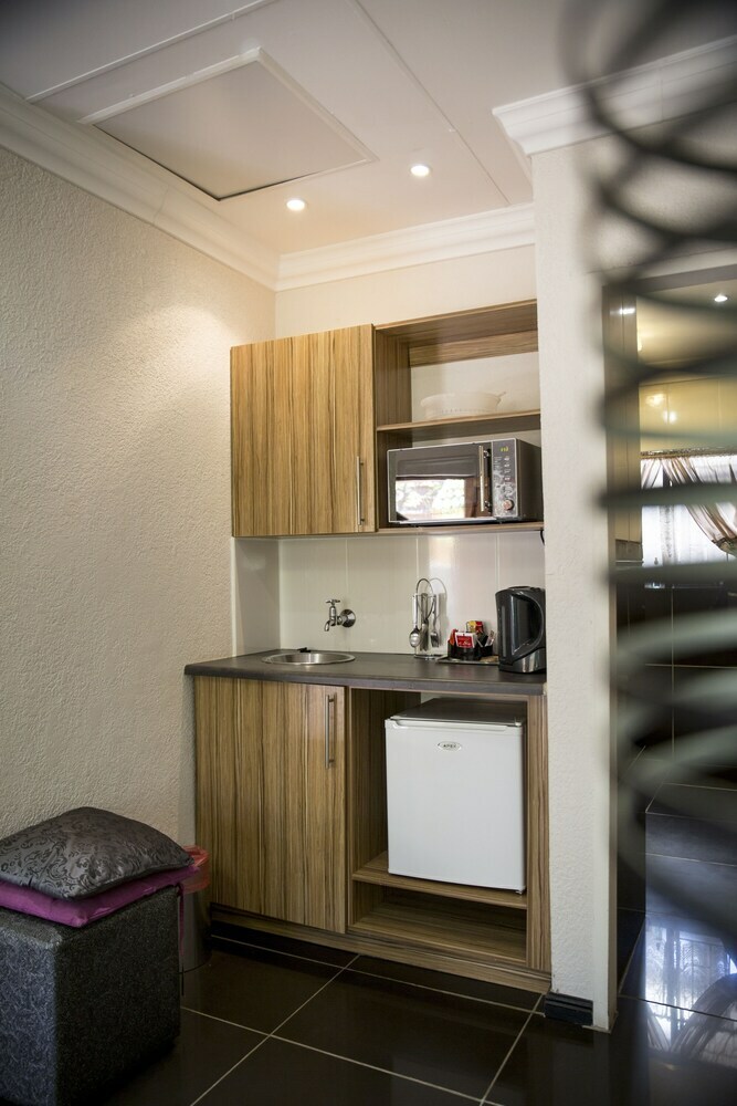Hostal Ons Dorpshuis Guesthouse