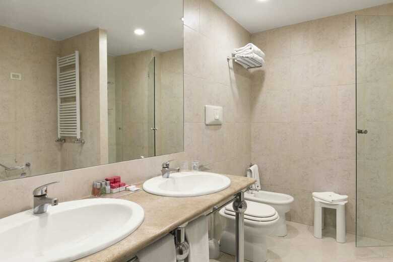 Hotel Ramada Naples