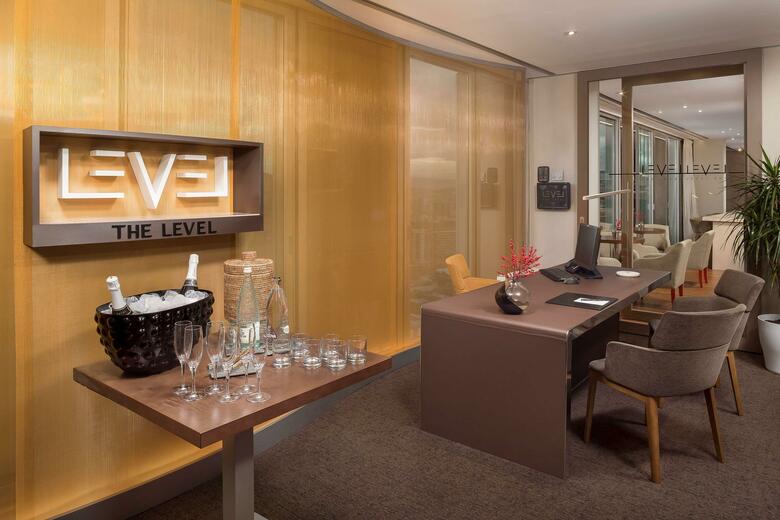 Hotel Meli� Barcelona Sky