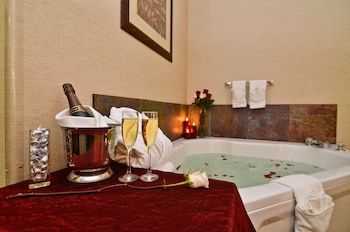 Hotel Comfort Suites Golden West On Evergreen Parkway