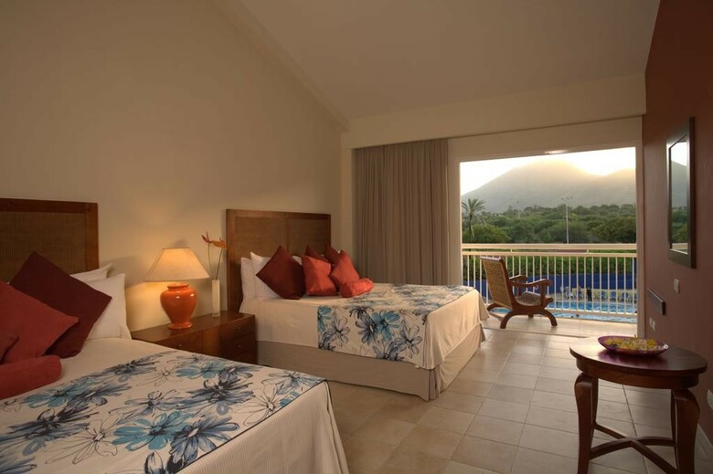 Hotel Hesperia Playa El Agua