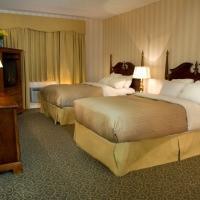 Clarion Hotel At Century House