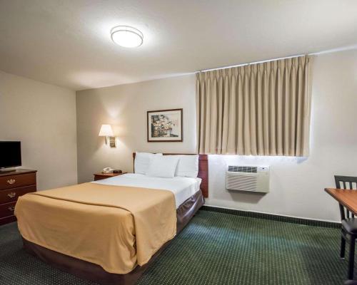 Hotel Suburban Extended Stay