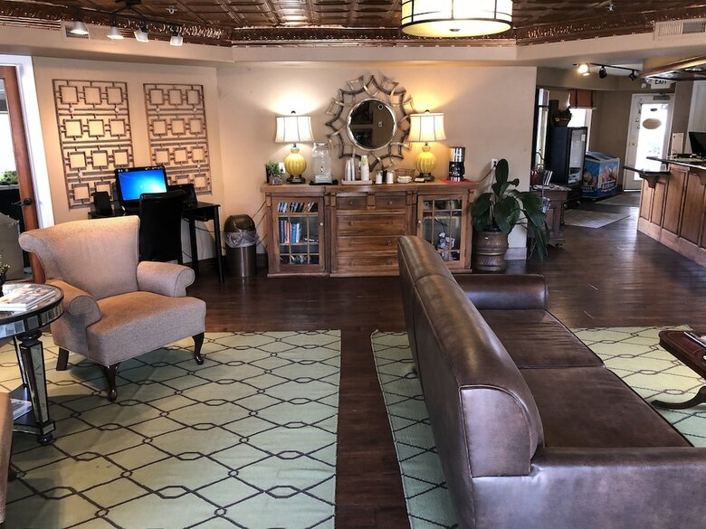 Hotel Historian Inn