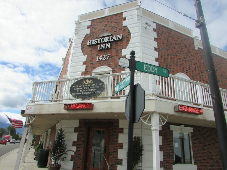 Hotel Historian Inn