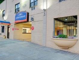 Hotel Howard Johnson Bronx Near Stadium