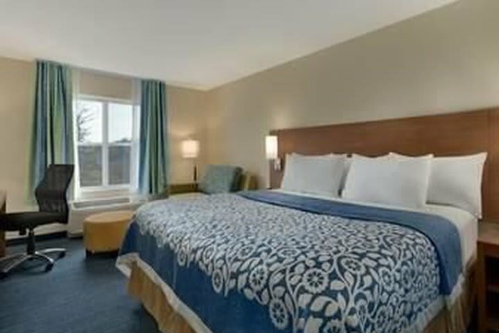 Hotel Days Inn & Suites Altoona