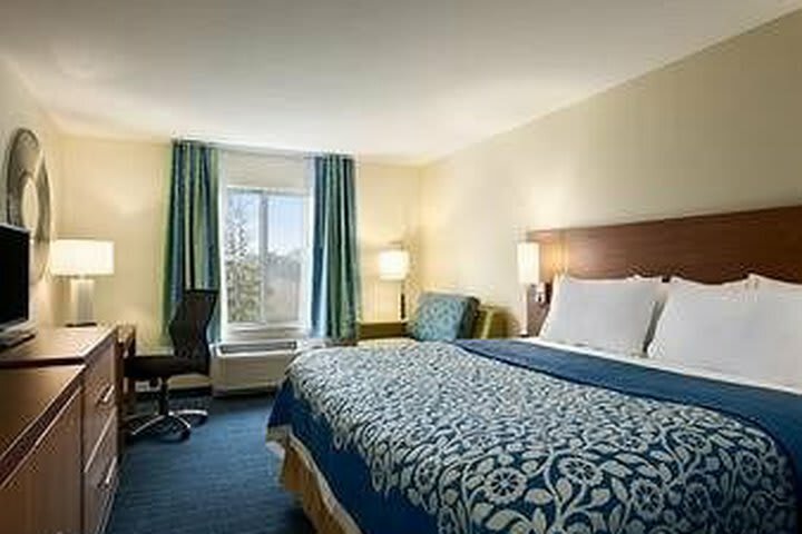 Hotel Days Inn & Suites Altoona